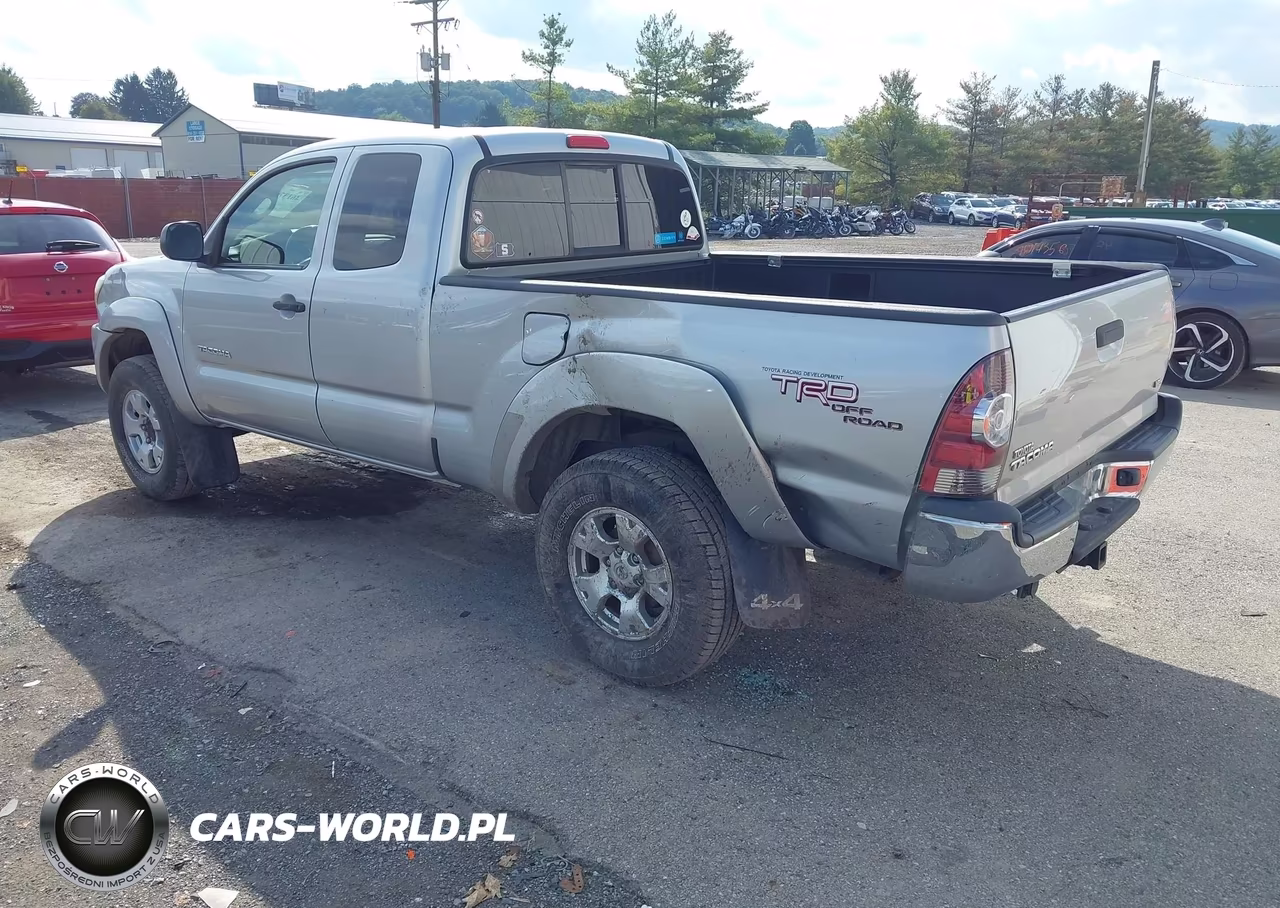 2011 Toyota Tacoma Base V6 VIN:5TFUU4EN3BX016169 - 3