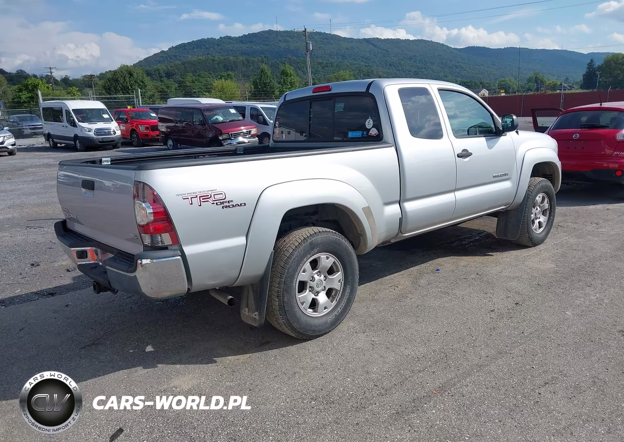 2011 Toyota Tacoma Base V6 VIN:5TFUU4EN3BX016169 - 4