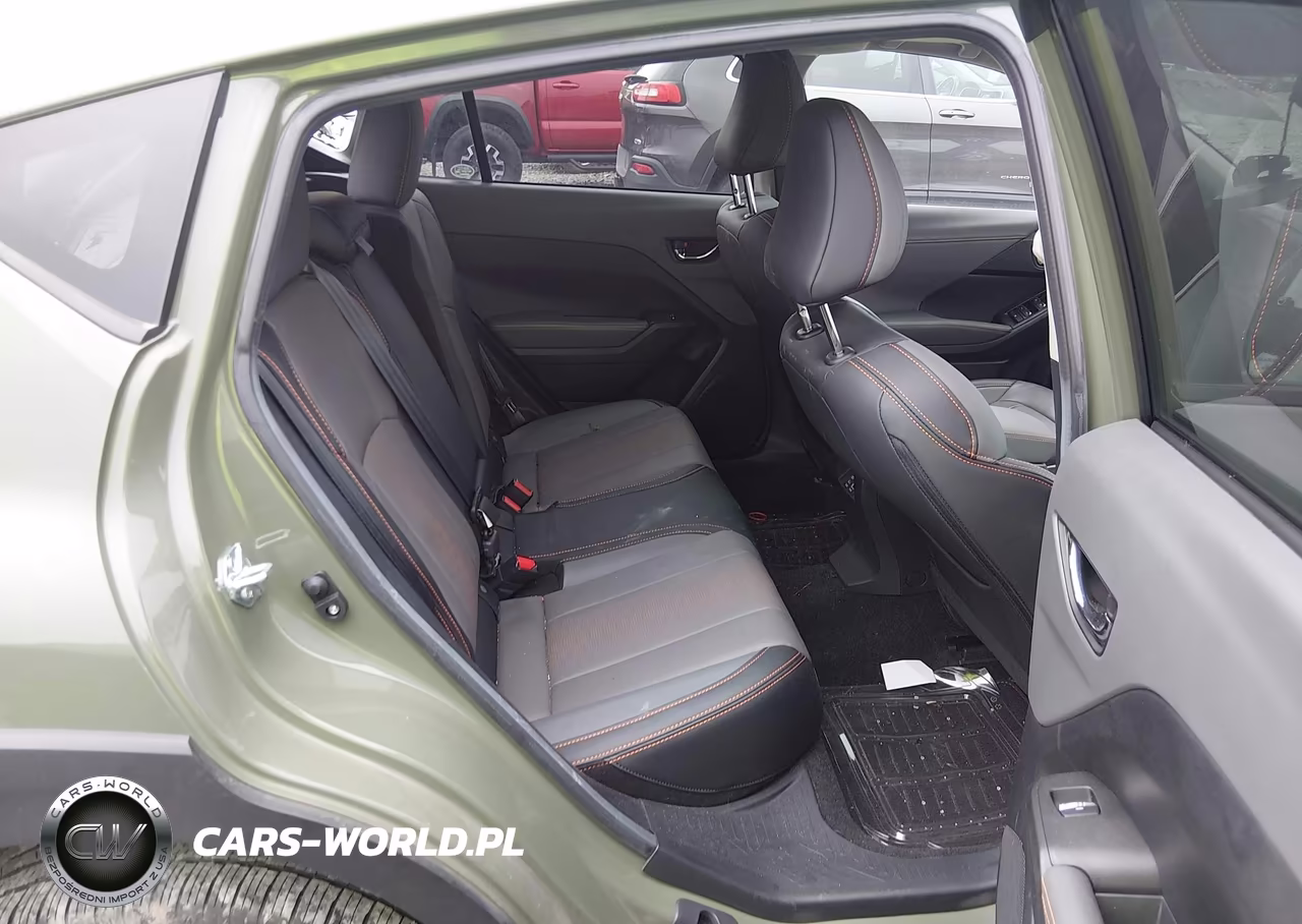 2024 Subaru Crosstrek Limited VIN:4S4GUHM66R3823281 - 8