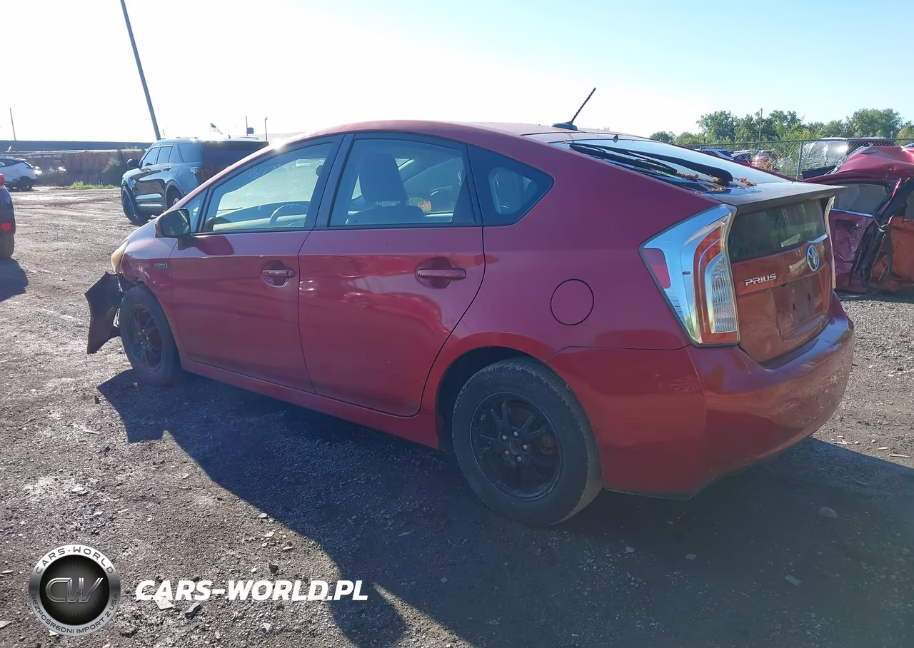 2013 Toyota Prius Three VIN:JTDKN3DU7D1727631 - 3