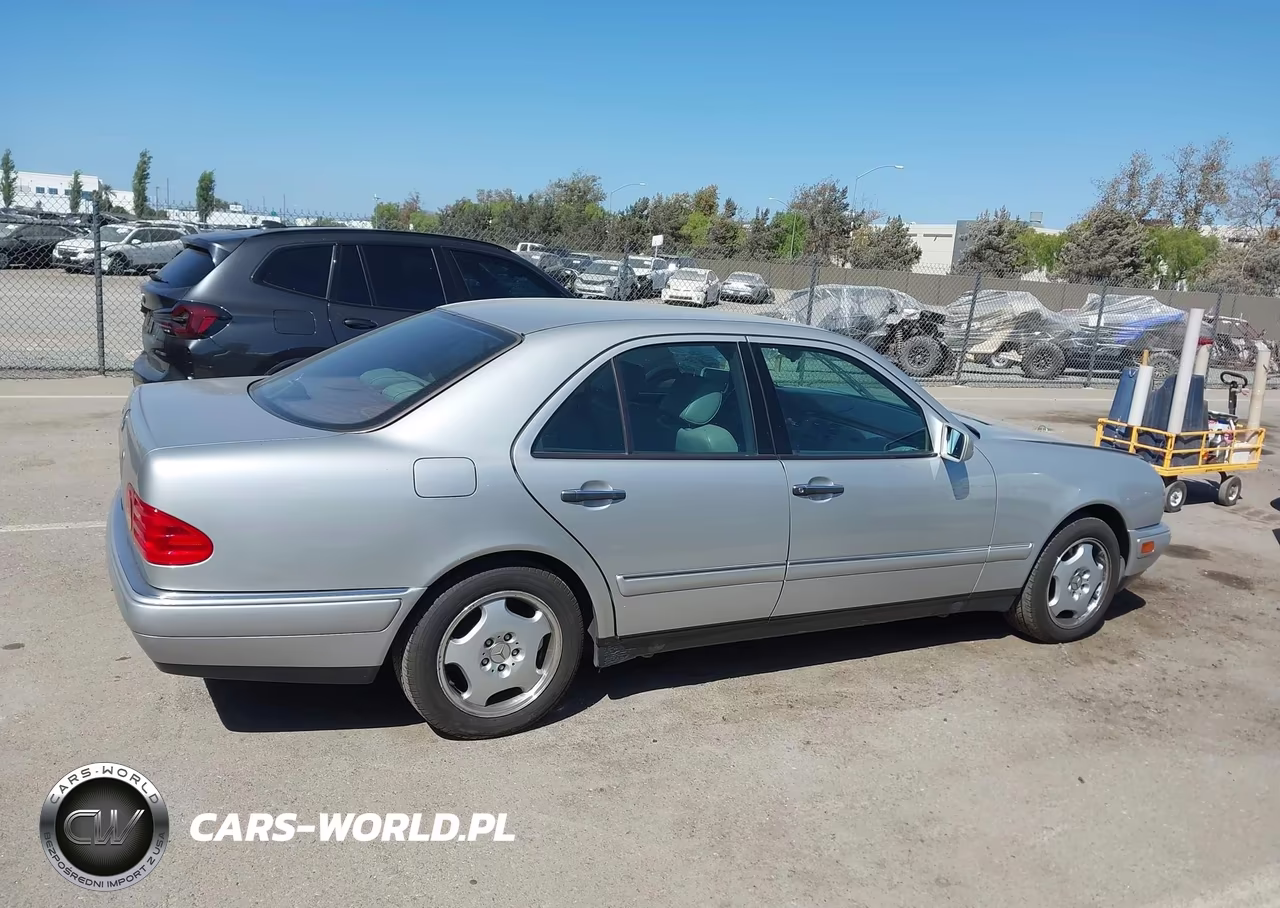 1997 Mercedes-Benz E 420 VIN:WDBJF72F9VA527158 - 16