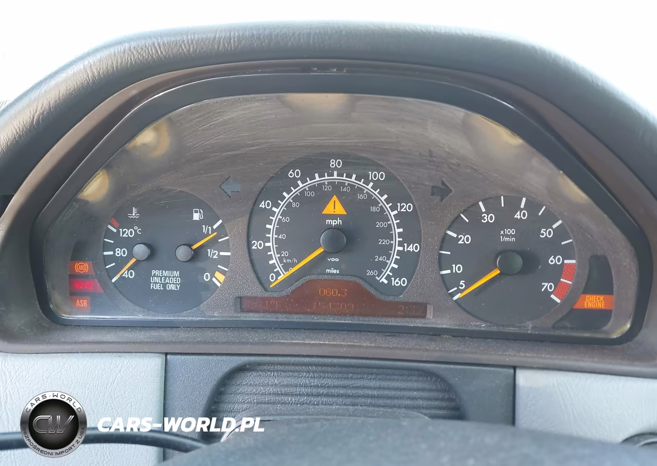 1997 Mercedes-Benz E 420 VIN:WDBJF72F9VA527158 - 7