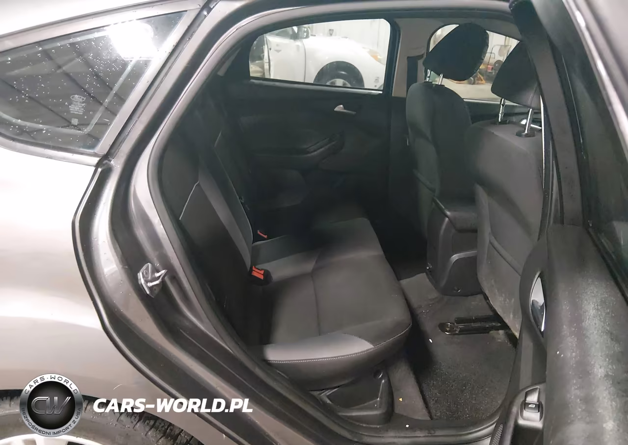 2014 Ford Focus Se VIN:1FADP3K2XEL387732 - 8