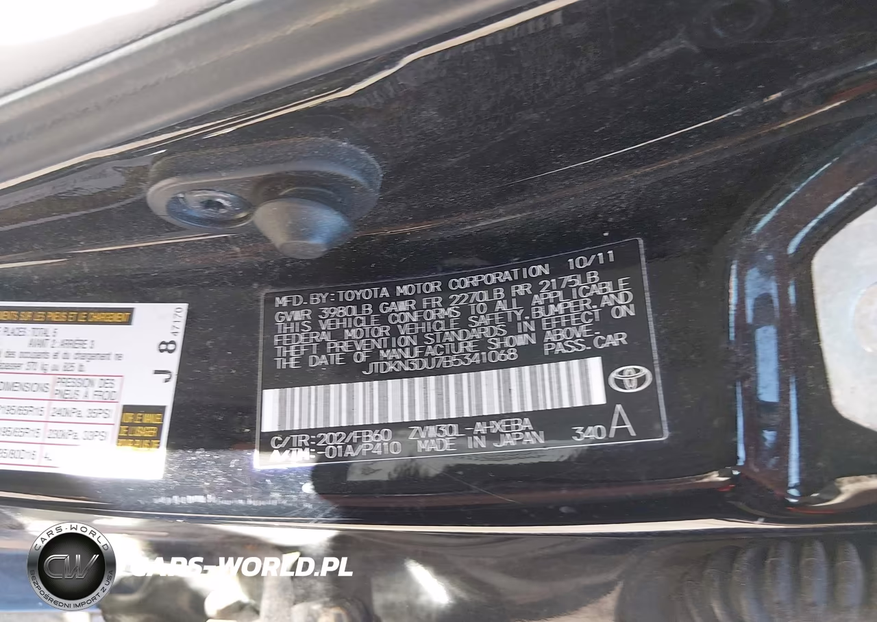 2011 Toyota Prius Two VIN:JTDKN3DU7B5341068 - 9