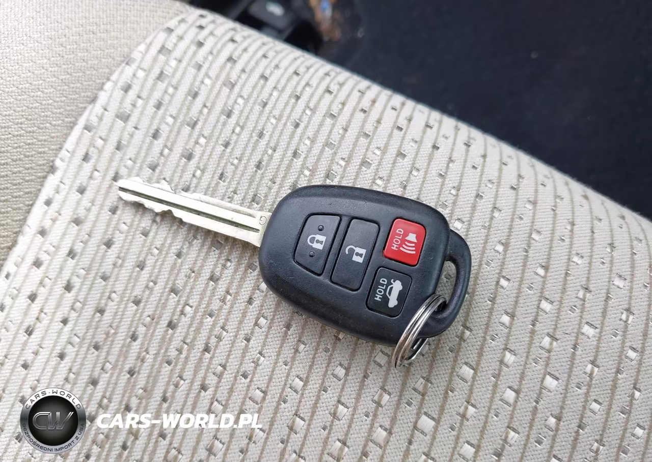 2014 Toyota Camry Le VIN:4T1BF1FK1EU831184 - 11