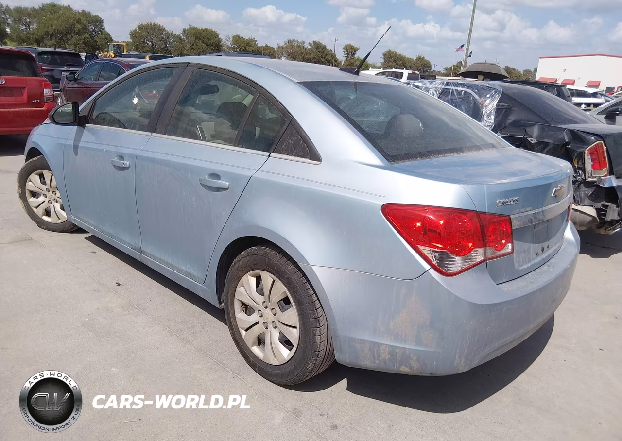 2012 Chevrolet Cruze Ls VIN:1G1PC5SH7C7182175 - 3