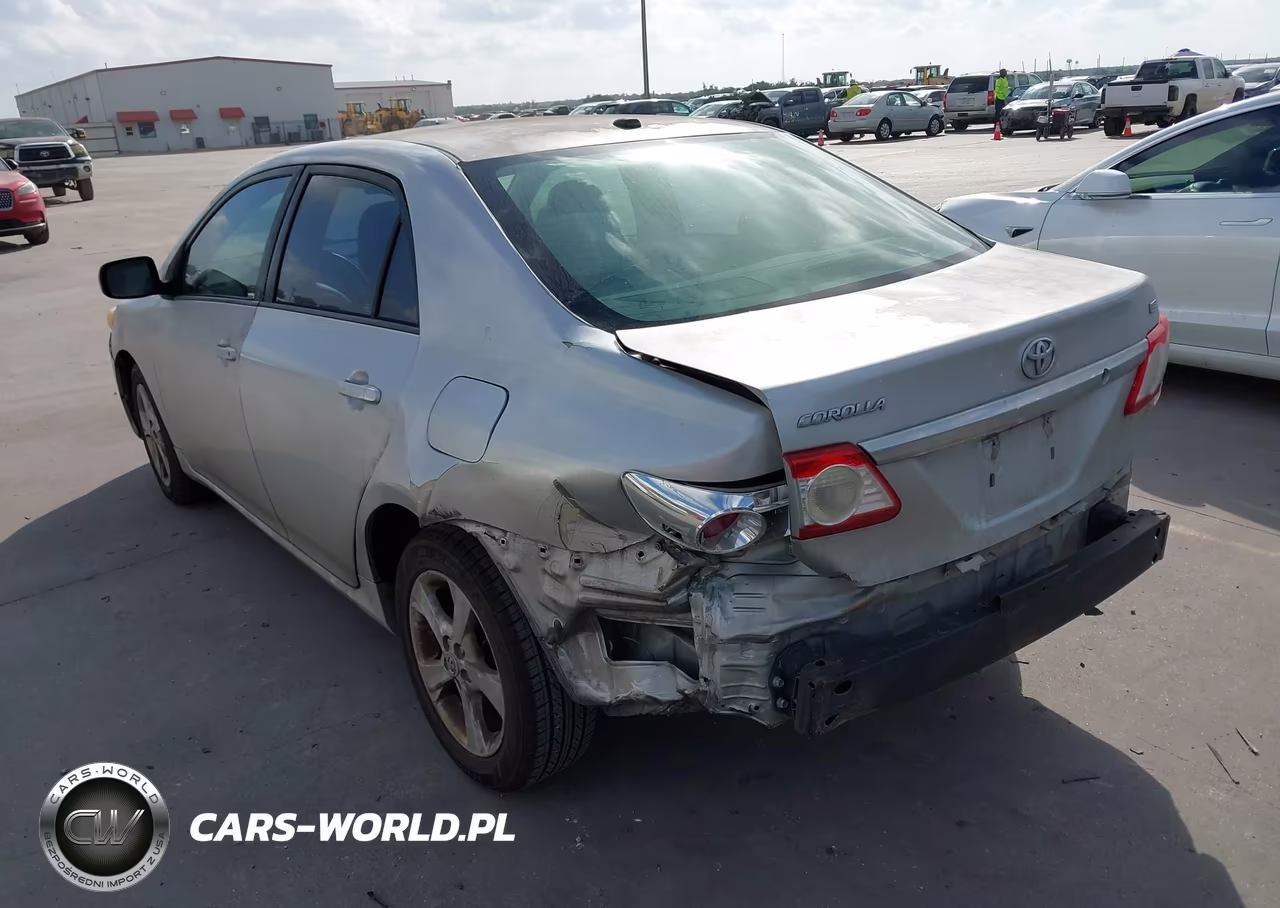2012 Toyota Corolla Le VIN:5YFBU4EE7CP027425 - 3