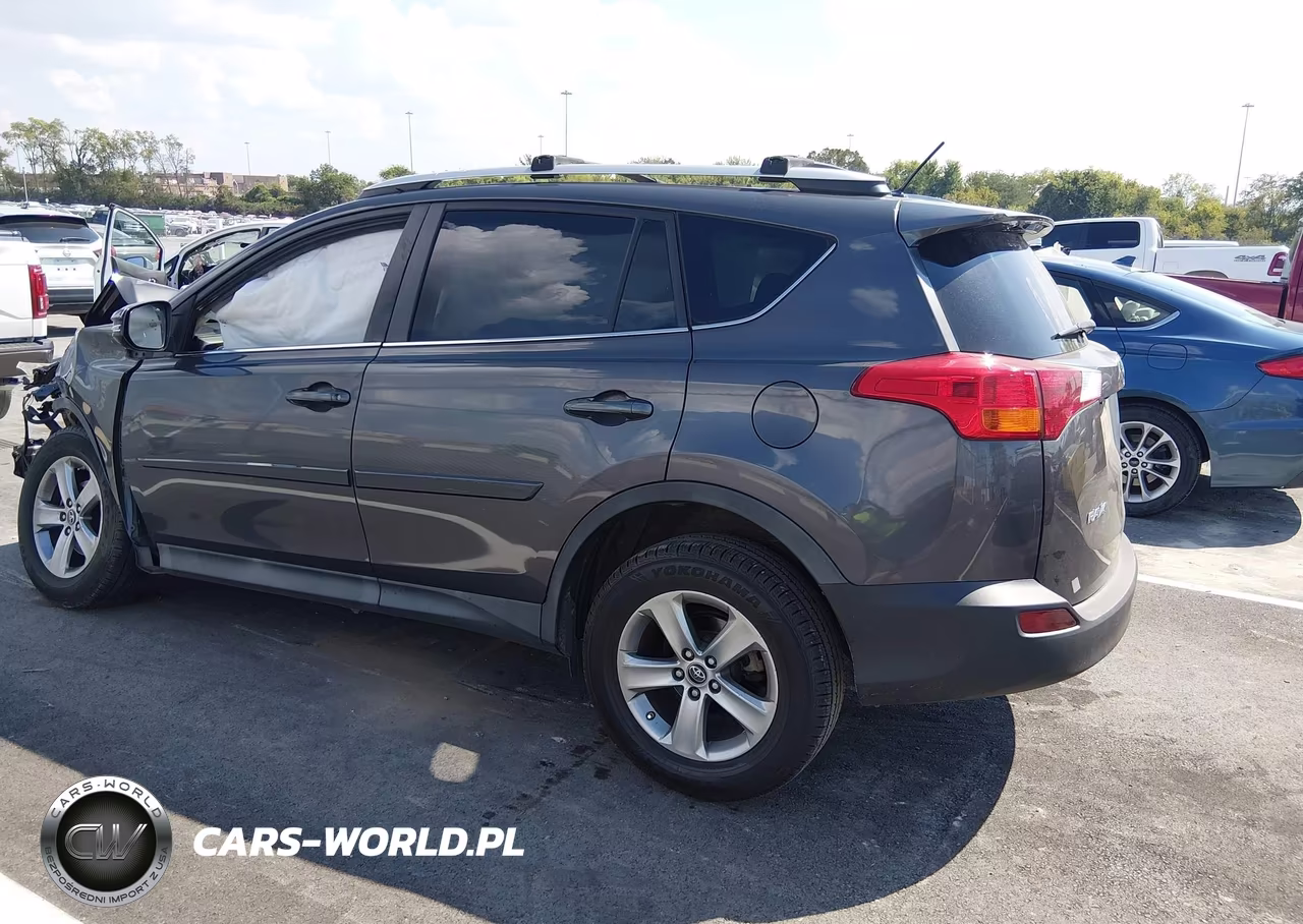2015 Toyota Rav4 Xle VIN:2T3WFREV7FW228048 - 13