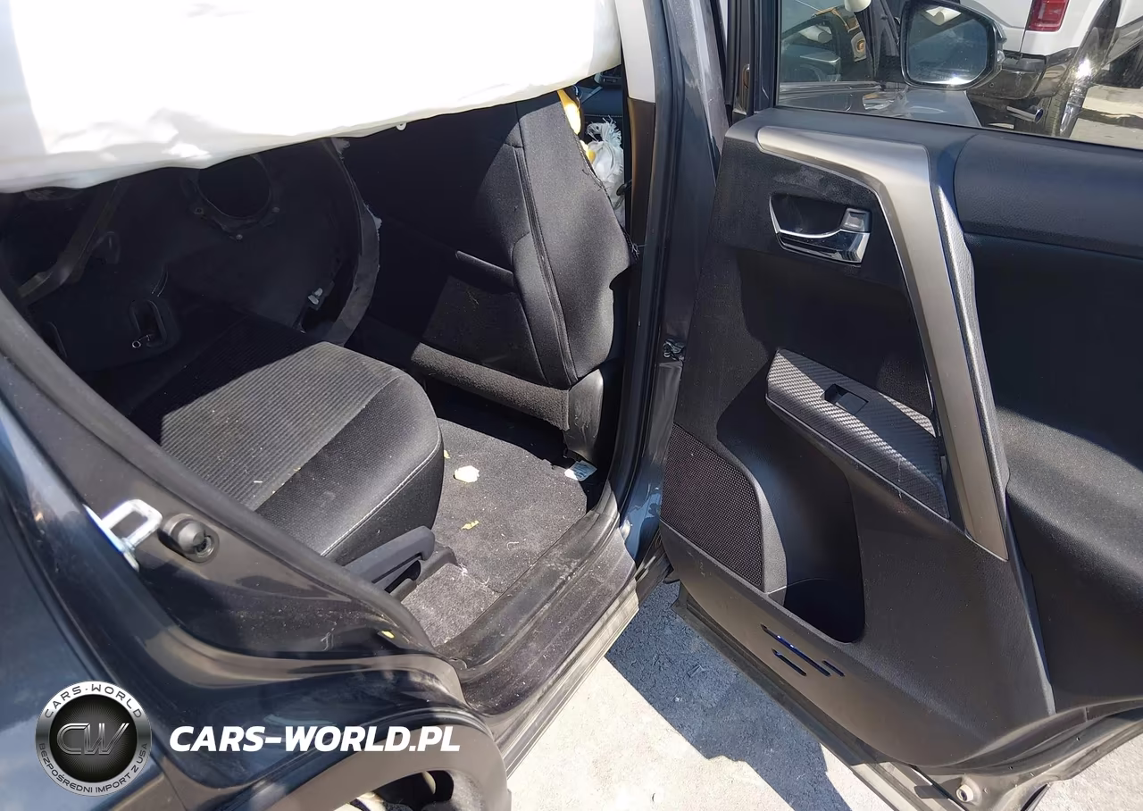 2015 Toyota Rav4 Xle VIN:2T3WFREV7FW228048 - 8