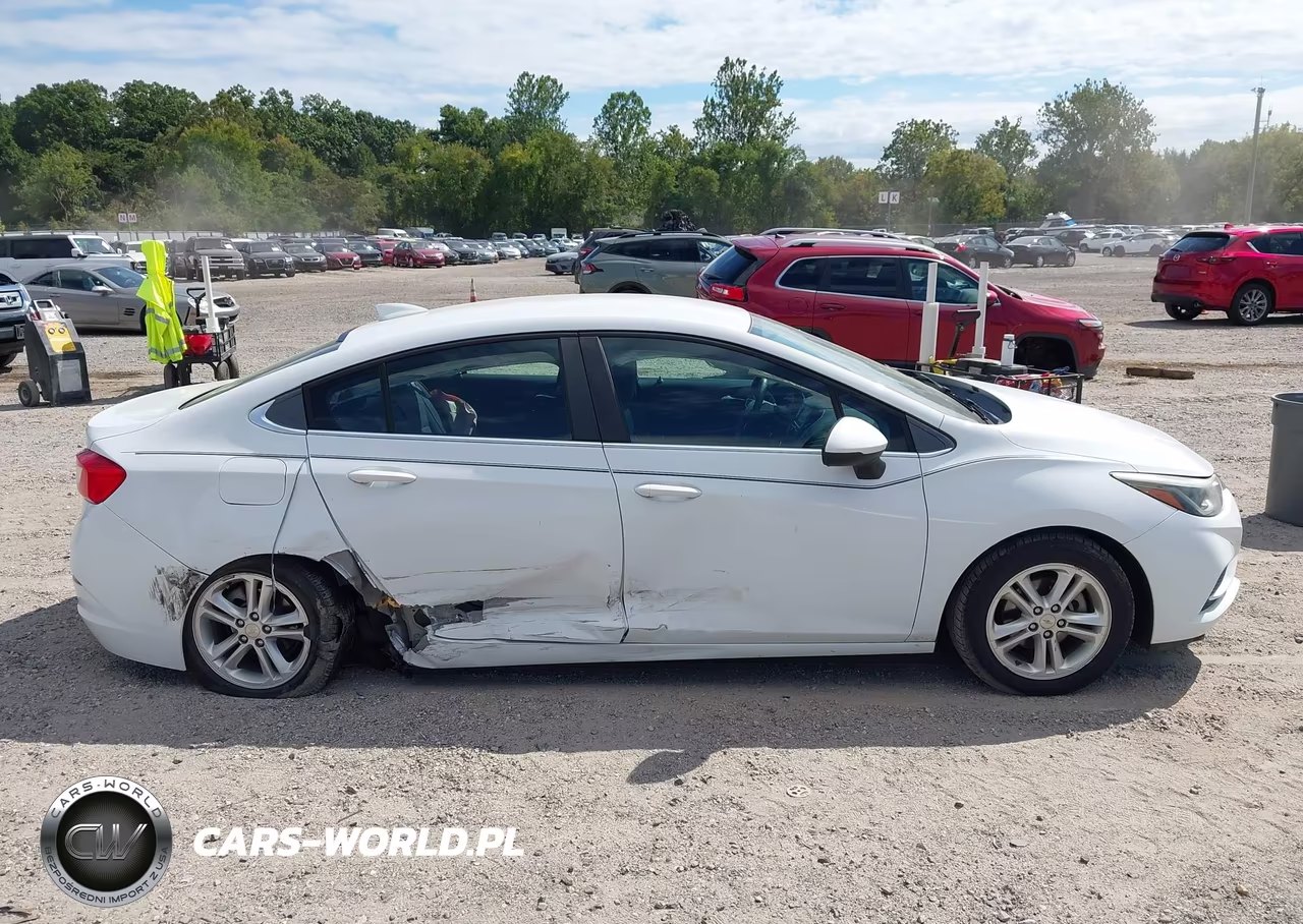 2017 Chevrolet Cruze Lt Auto VIN:1G1BE5SM8H7190875 - 13