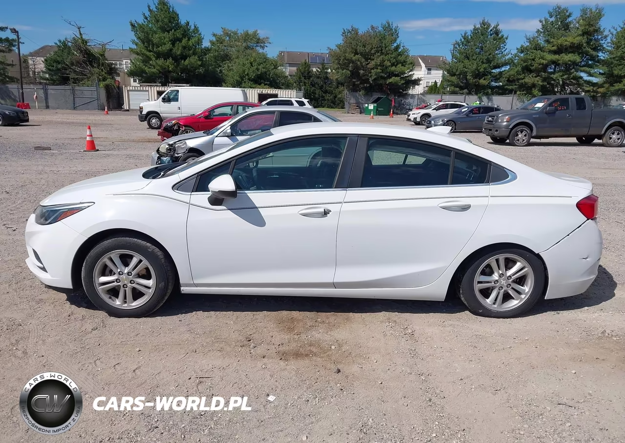 2017 Chevrolet Cruze Lt Auto VIN:1G1BE5SM8H7190875 - 14