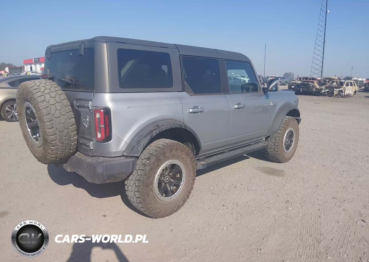 2022 Ford Bronco Outer Banks VIN:1FMEE5DP7NLB30970 - 4