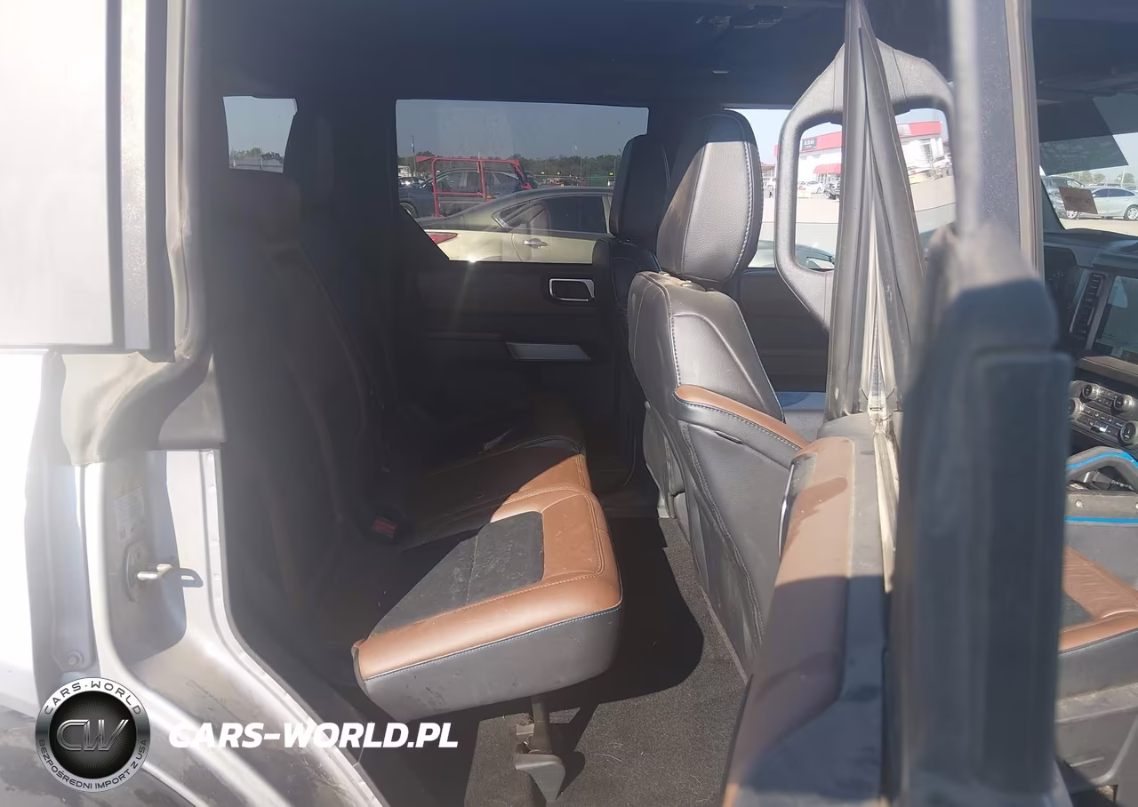 2022 Ford Bronco Outer Banks VIN:1FMEE5DP7NLB30970 - 8