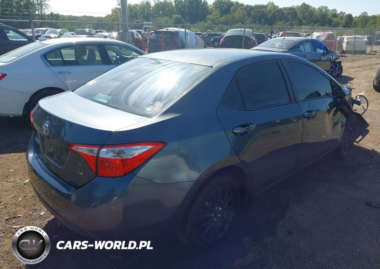 2016 Toyota Corolla Le VIN:2T1BURHE4GC696508 - 4