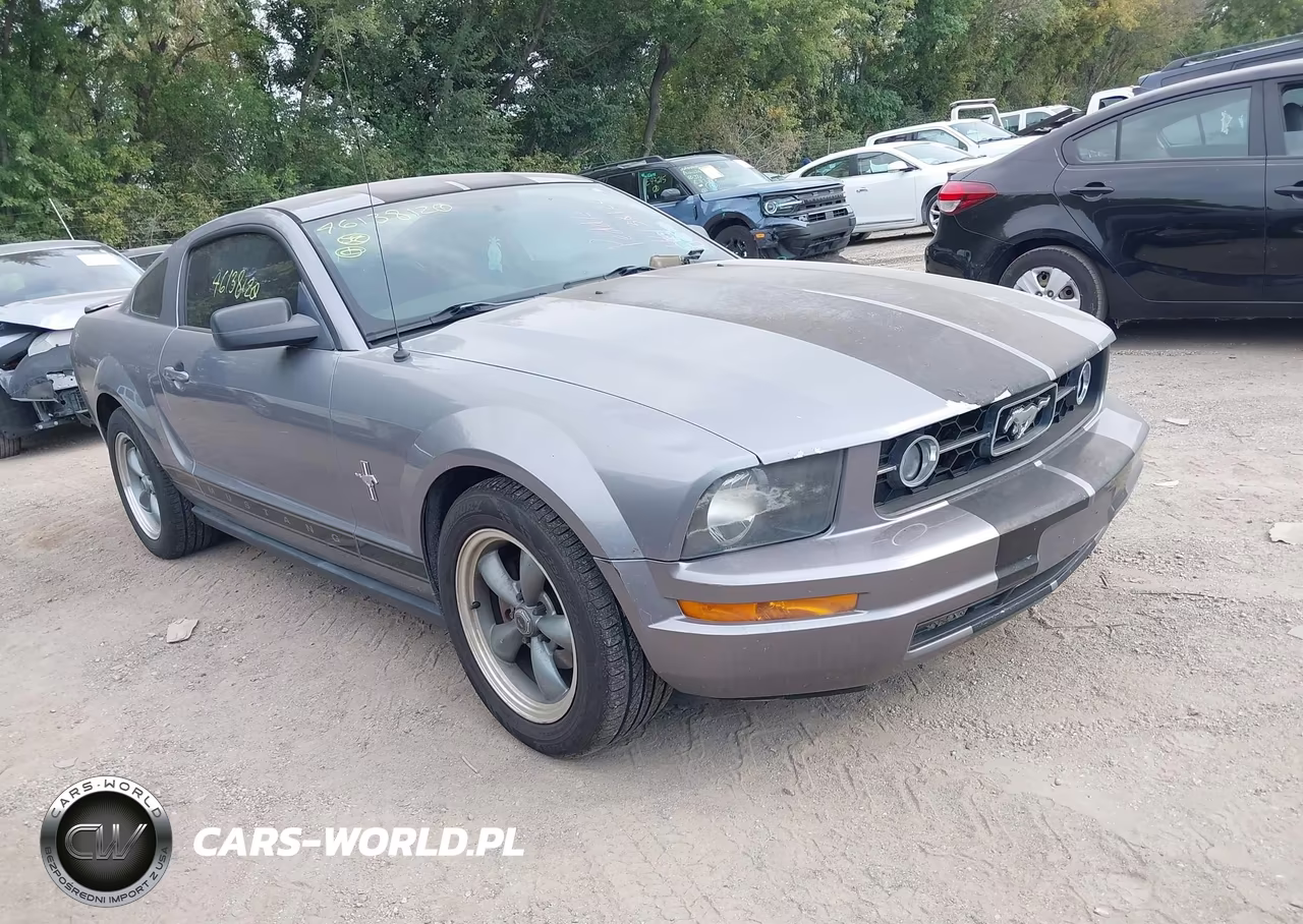 2007 Ford Mustang V6 Deluxe-V6 Premium