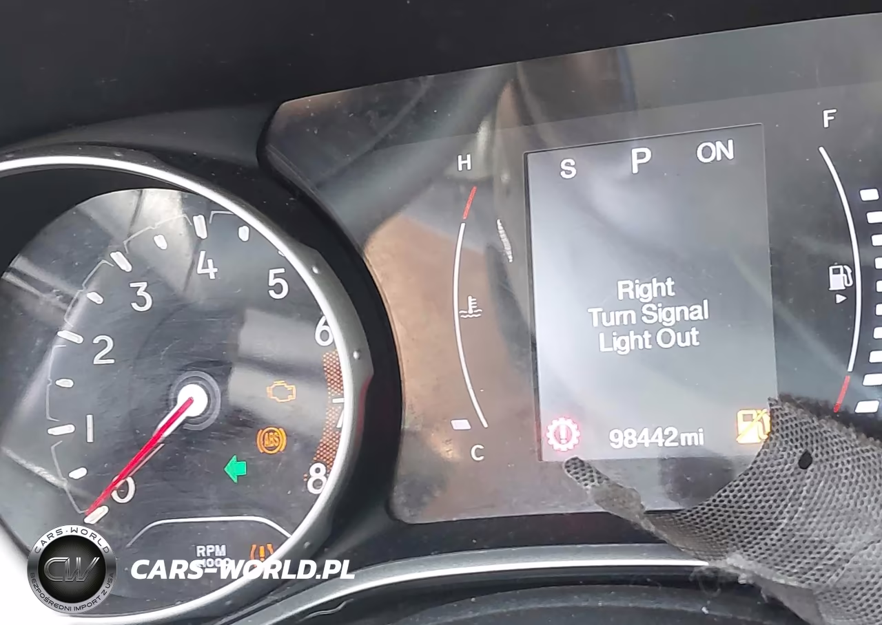 2018 Jeep Compass Latitude VIN:3C4NJDBB9JT484750 - 15