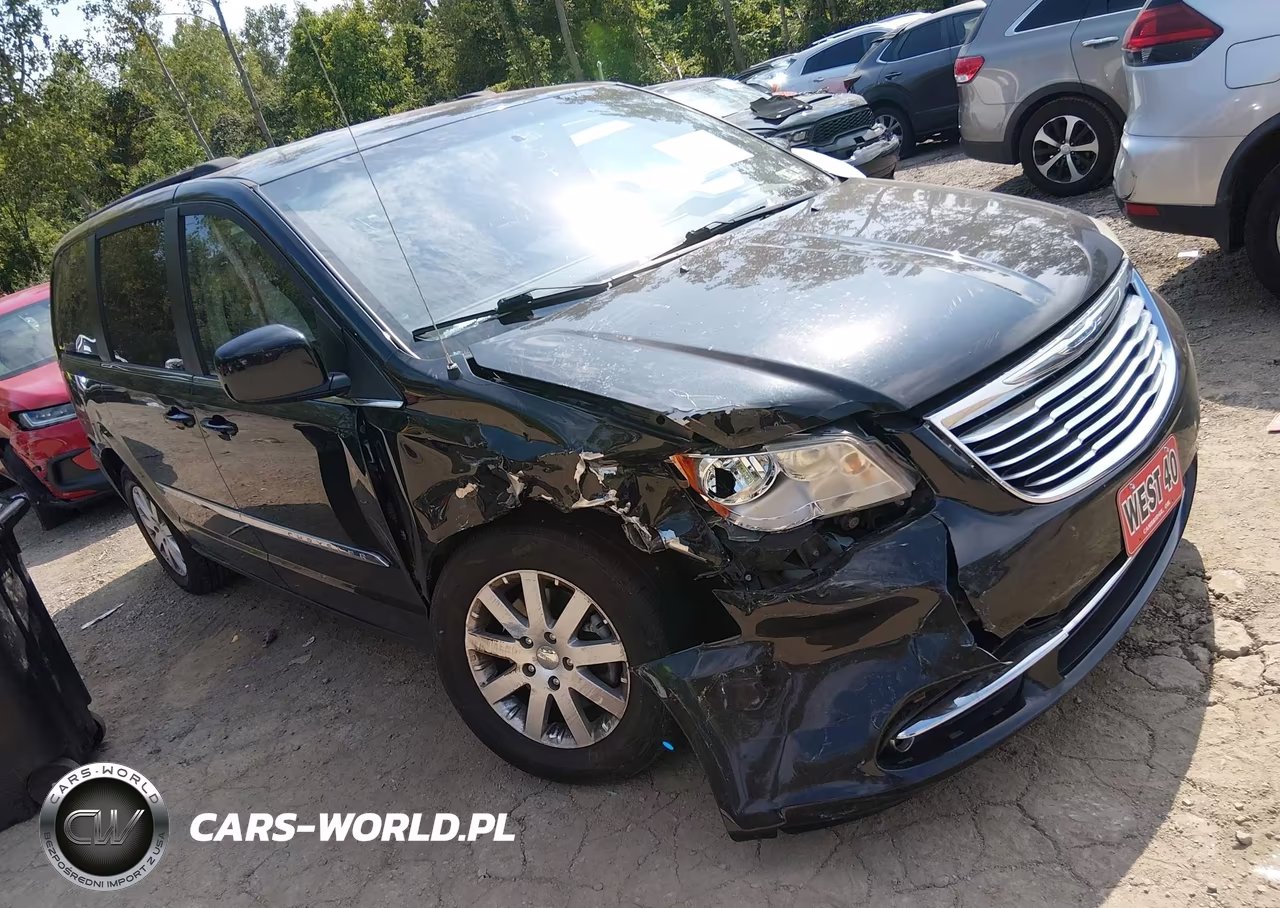 2013 Chrysler Town & Country Touring