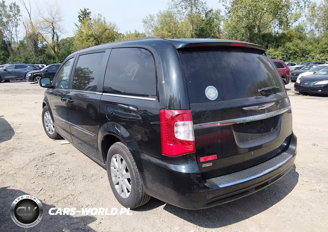2013 Chrysler Town & Country Touring VIN:2C4RC1BG3DR696492 - 3