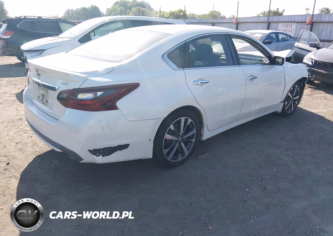 2017 Nissan Altima 2.5 Sr VIN:1N4AL3AP1HC253353 - 4