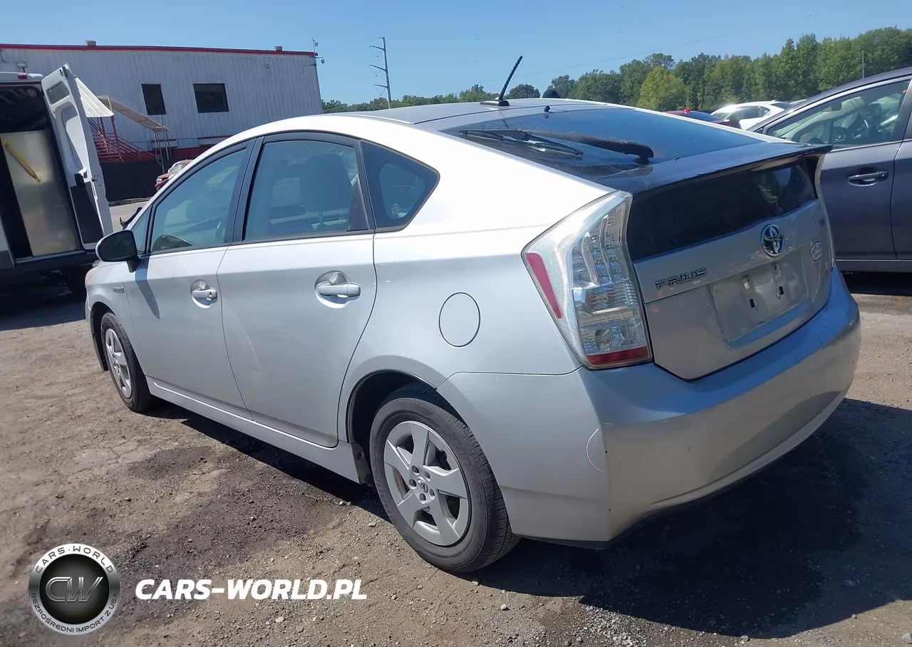 2011 Toyota Prius Three VIN:JTDKN3DU8B0313518 - 3