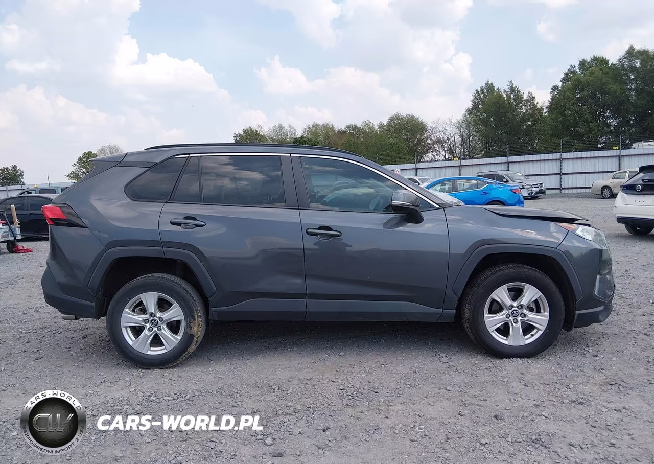 2019 Toyota Rav4 Xle VIN:2T3W1RFV6KW051421 - 13