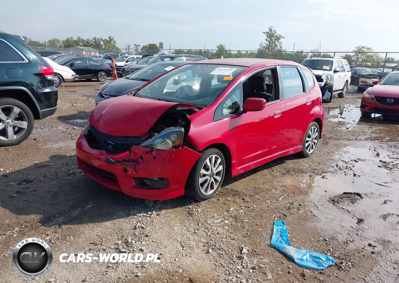 2013 Honda Fit Sport VIN:JHMGE8H51DC042436 - 2