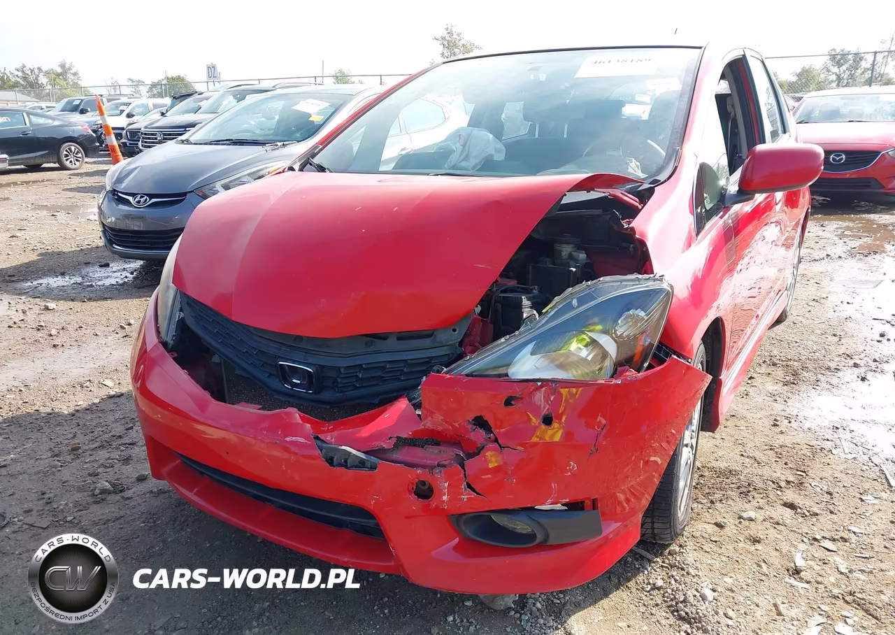 2013 Honda Fit Sport VIN:JHMGE8H51DC042436 - 6