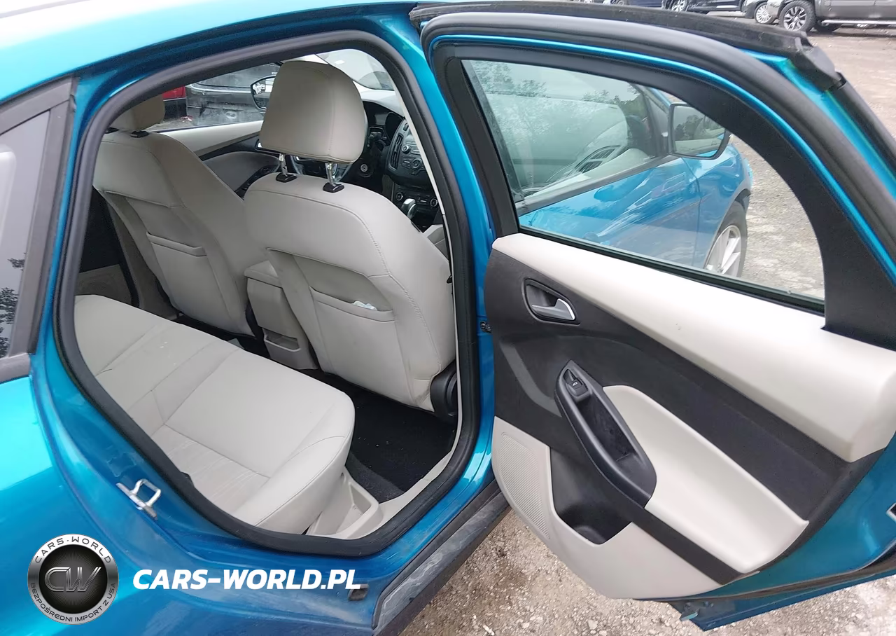 2015 Ford Focus Se VIN:1FADP3F21FL313076 - 8