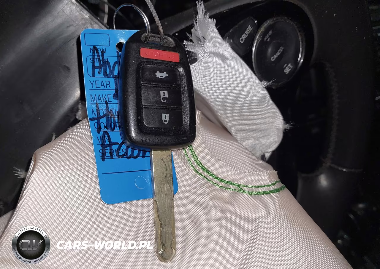 2016 Honda Accord Sport VIN:1HGCR2F58GA020178 - 11