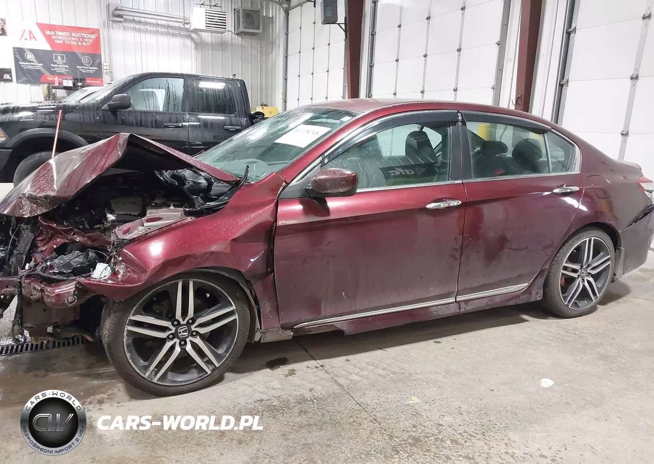 2016 Honda Accord Sport VIN:1HGCR2F58GA020178 - 14