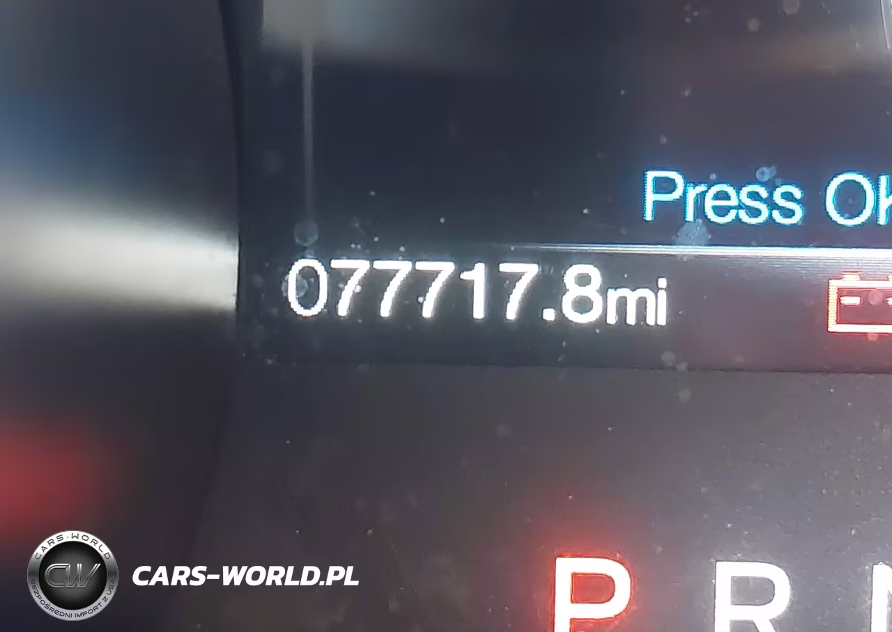 2020 Ford Mustang Ecoboost Premium VIN:1FATP8UH1L5125867 - 15