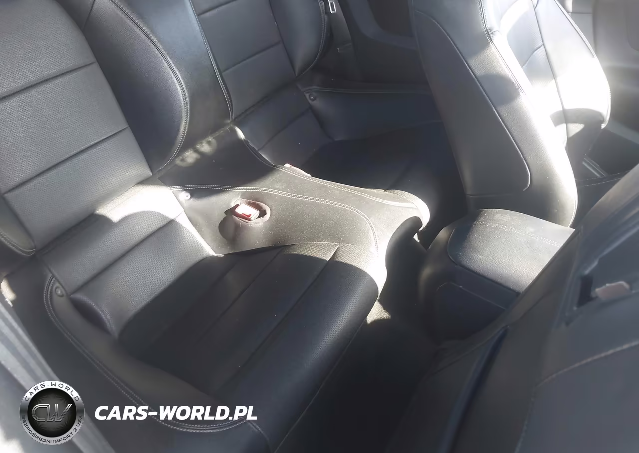 2020 Ford Mustang Ecoboost Premium VIN:1FATP8UH1L5125867 - 8