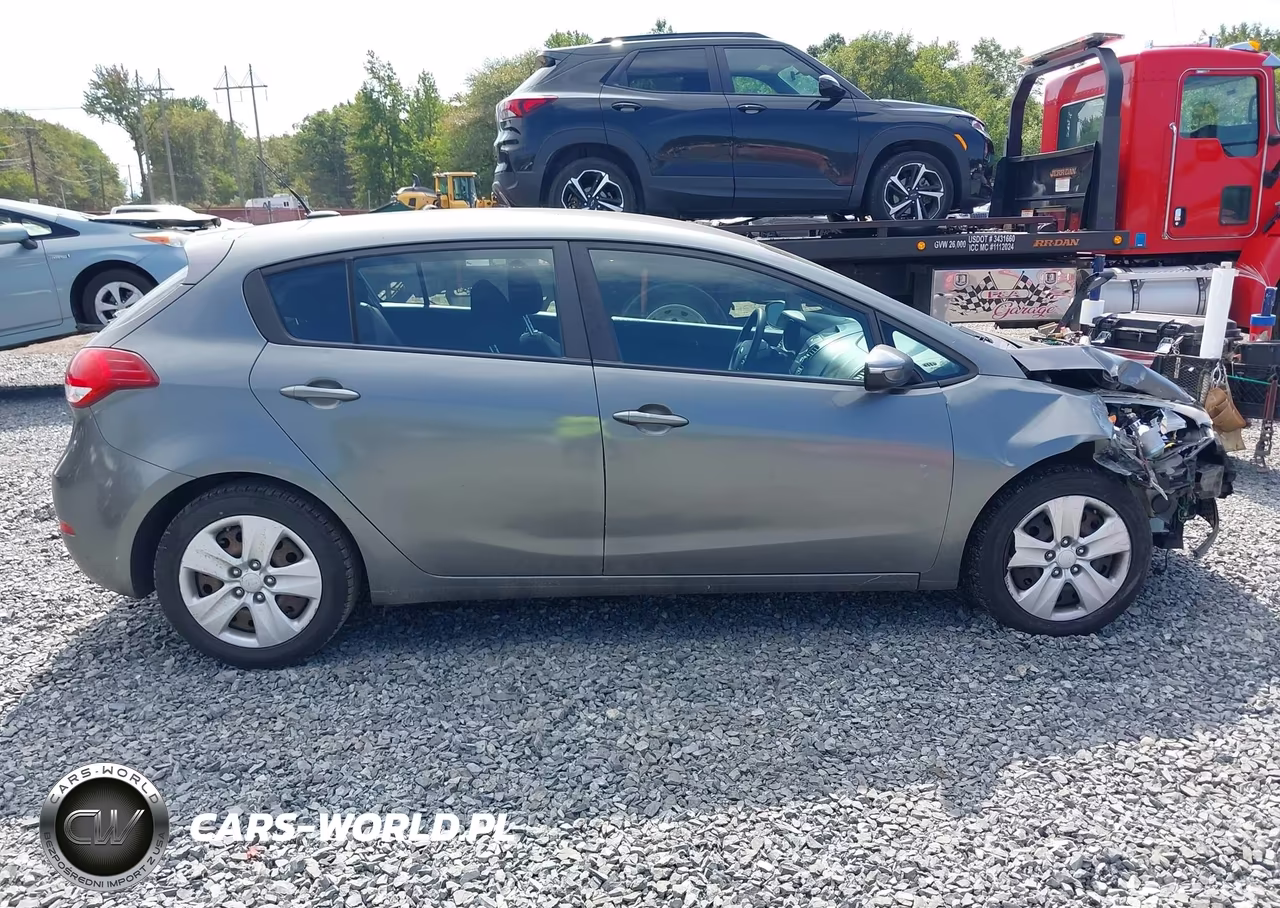 2016 Kia Forte Lx VIN:KNAFK5A81G5605578 - 13