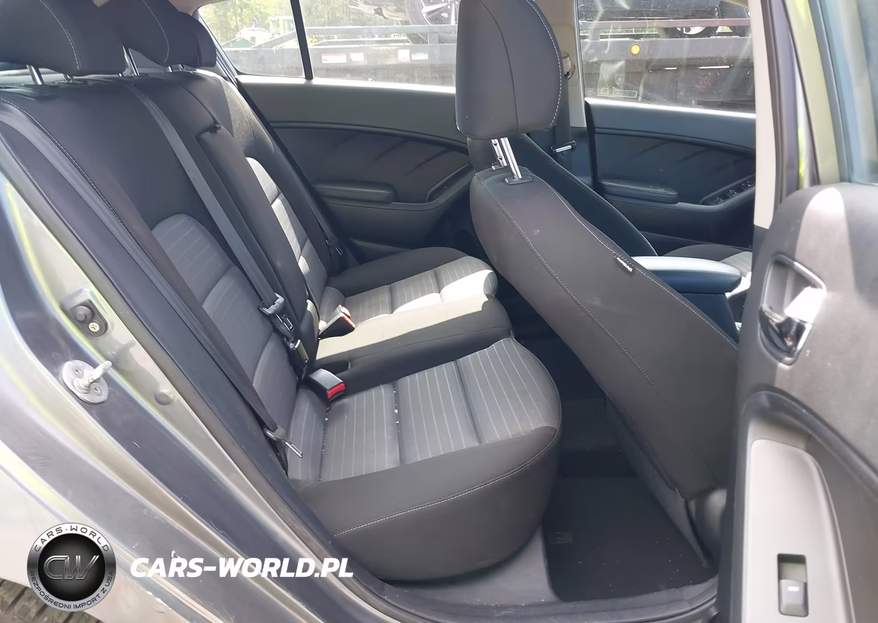 2016 Kia Forte Lx VIN:KNAFK5A81G5605578 - 8