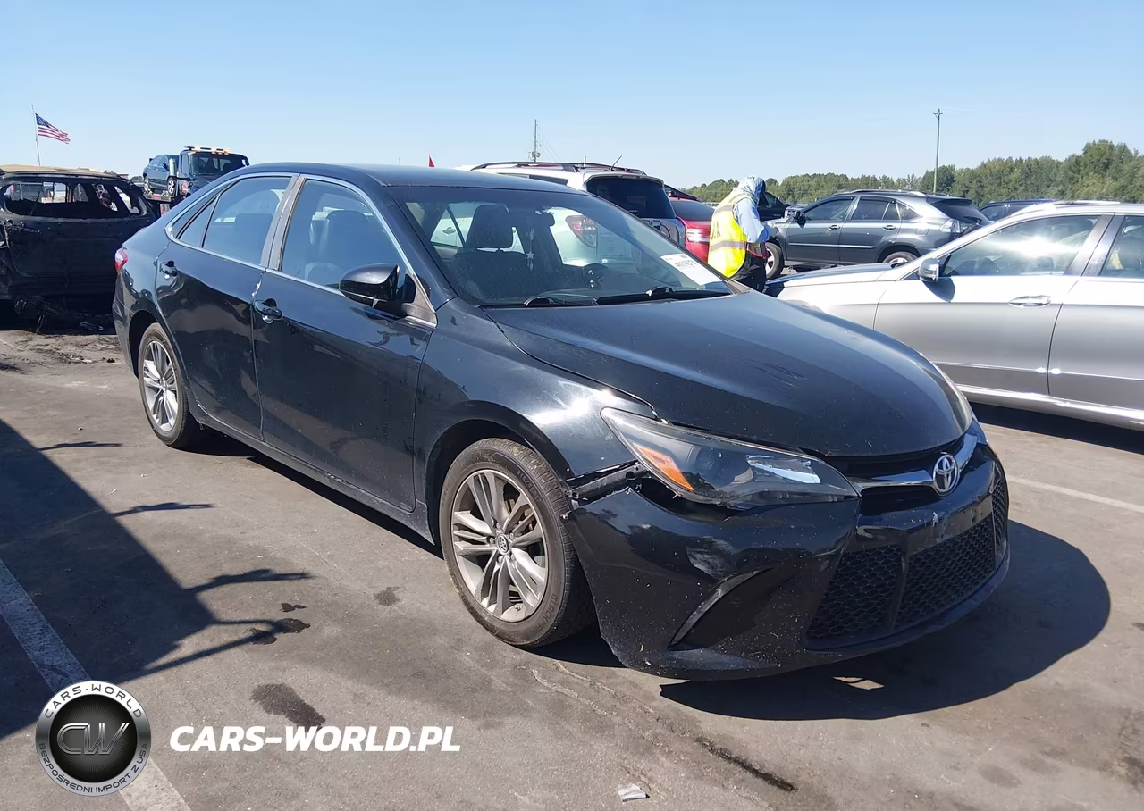 2015 Toyota Camry Se – zdjęcie 1 z 21