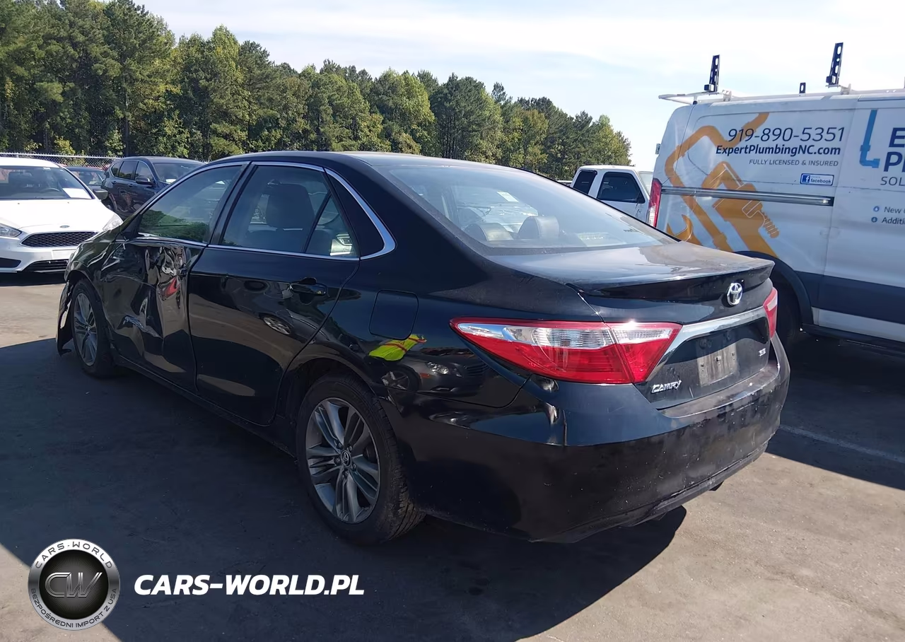 2015 Toyota Camry Se VIN:4T1BF1FK4FU979699 - 3