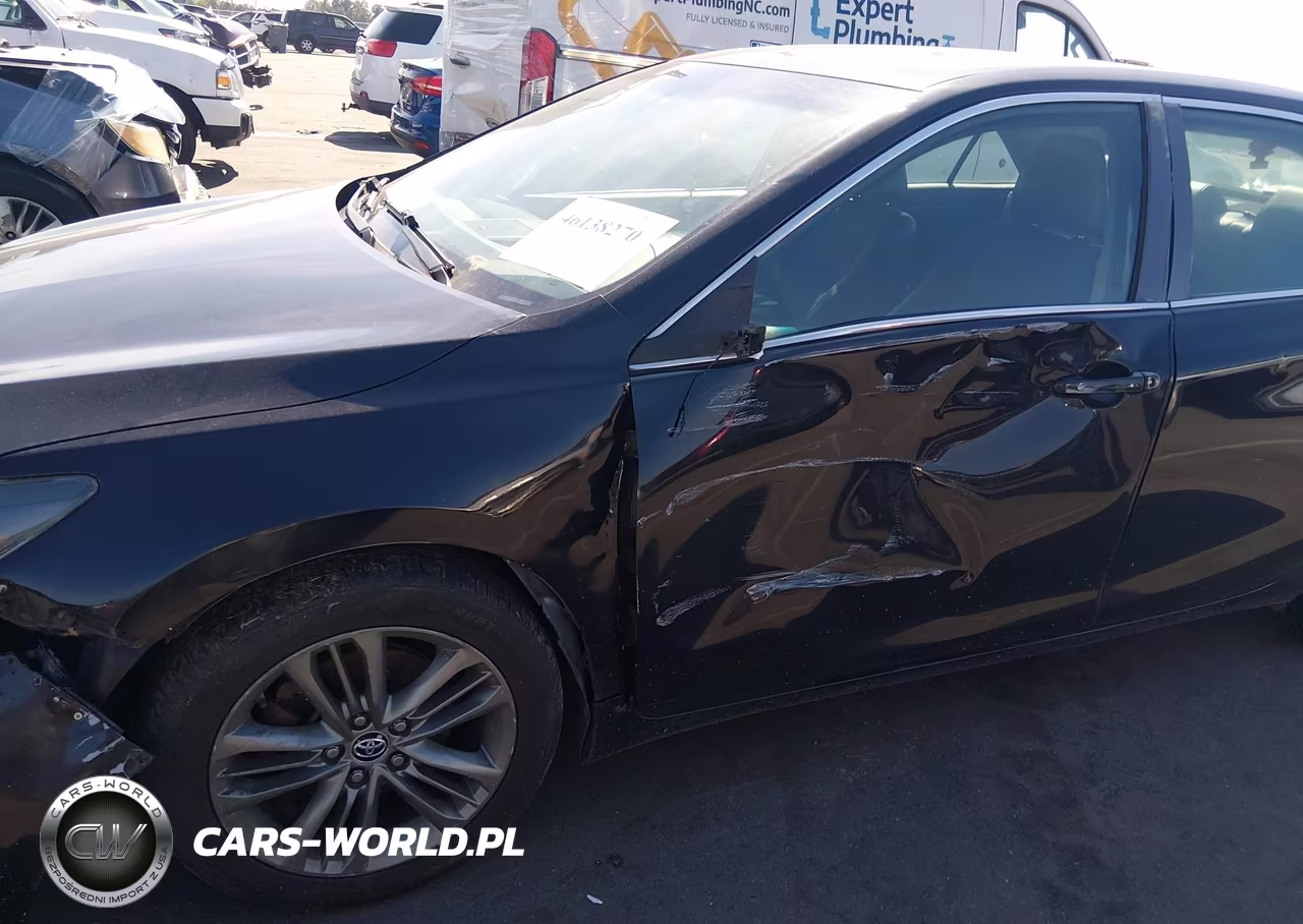 2015 Toyota Camry Se VIN:4T1BF1FK4FU979699 - 6