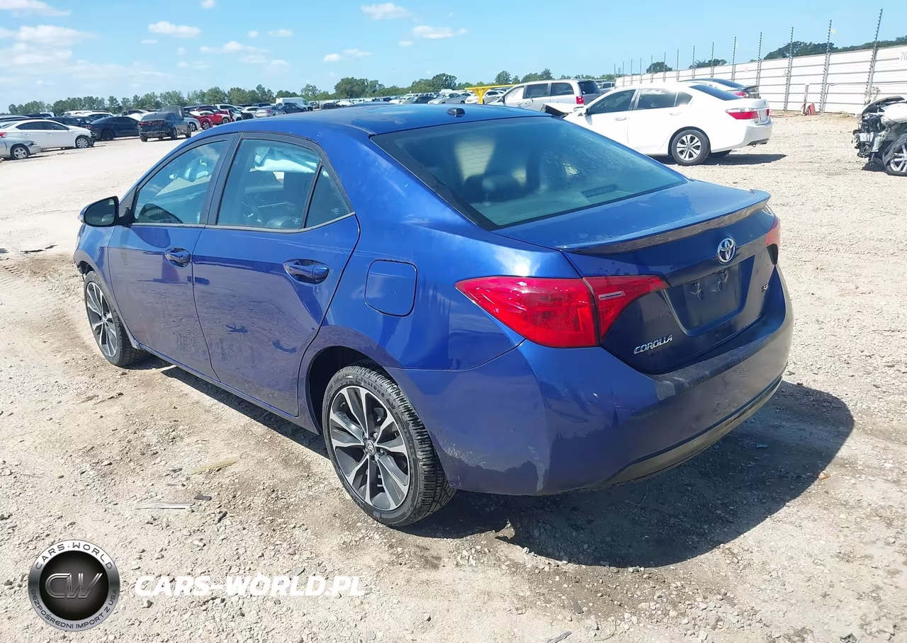 2017 Toyota Corolla Se VIN:2T1BURHE5HC778362 - 3