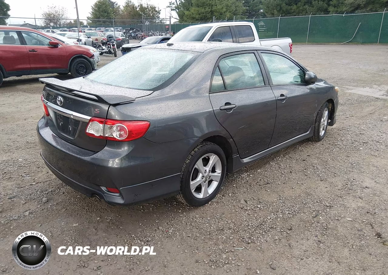 2011 Toyota Corolla S VIN:2T1BU4EE3BC586288 - 4