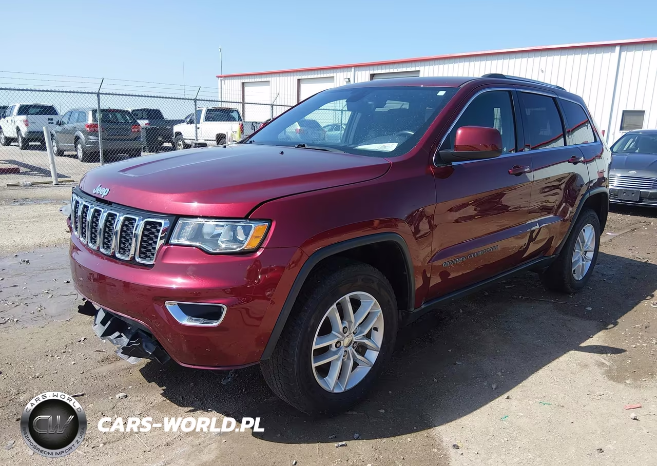 2017 Jeep Grand Cherokee Laredo 4X4 VIN:1C4RJFAG1HC882177 - 2