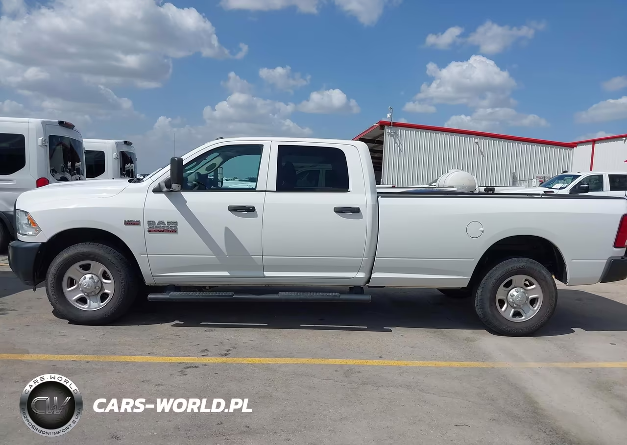 2018 Ram 3500 Tradesman 4X2 8' Box VIN:3C63R2GT4JG318495 - 15