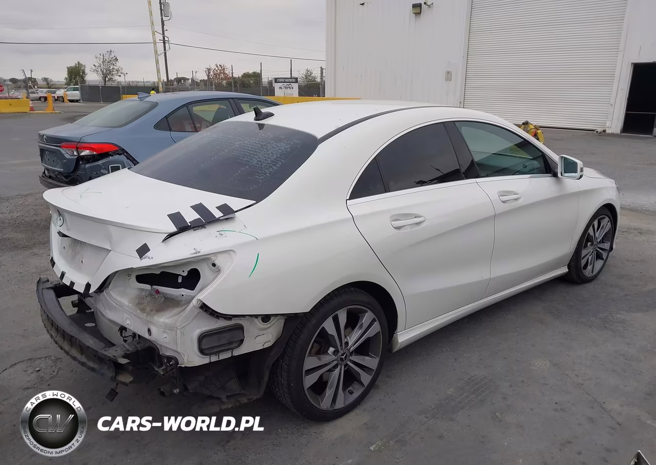 2018 Mercedes-Benz Cla 250 VIN:WDDSJ4EB9JN609038 - 4