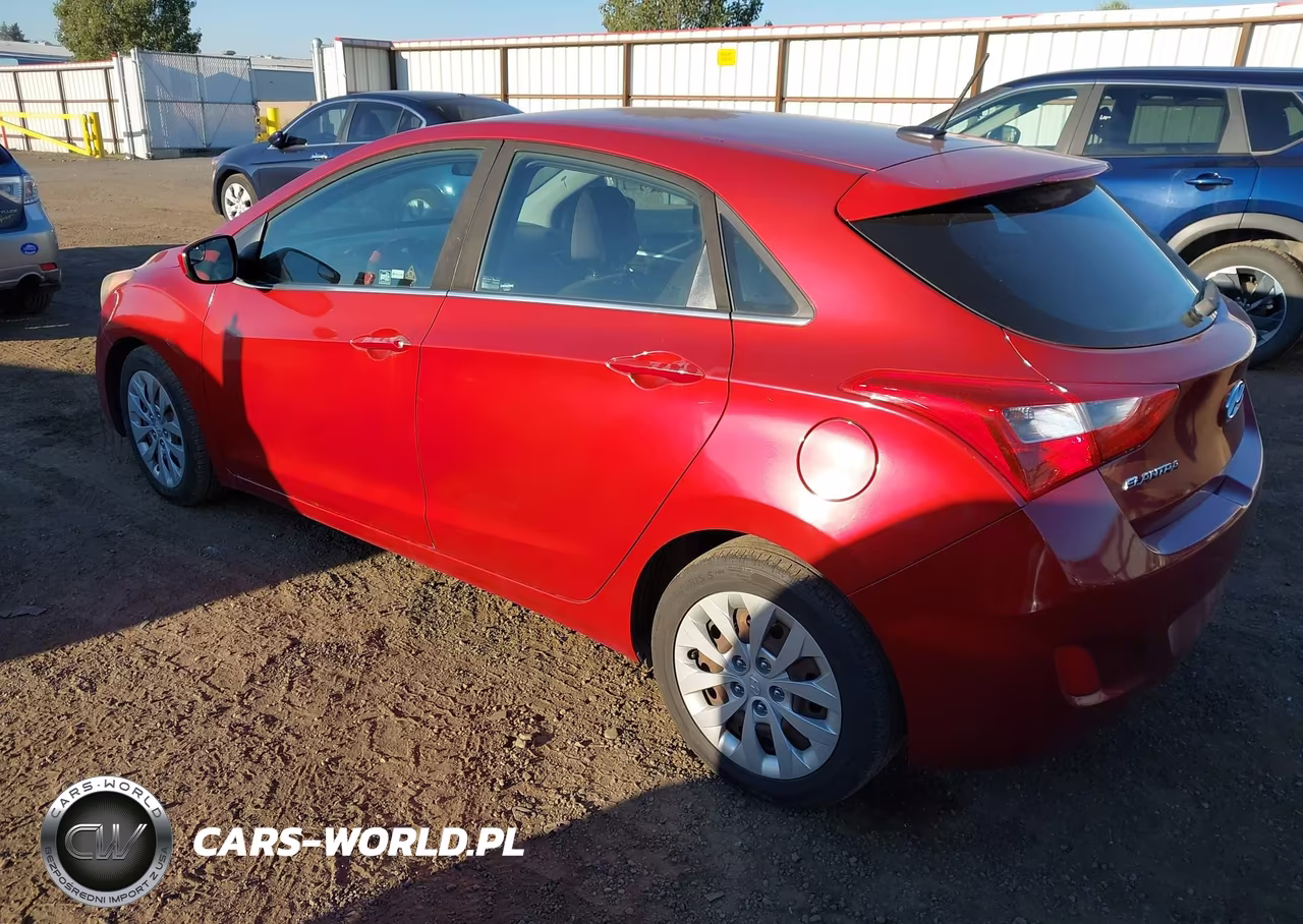 2017 Hyundai Elantra Gt VIN:KMHD35LH7HU360535 - 3