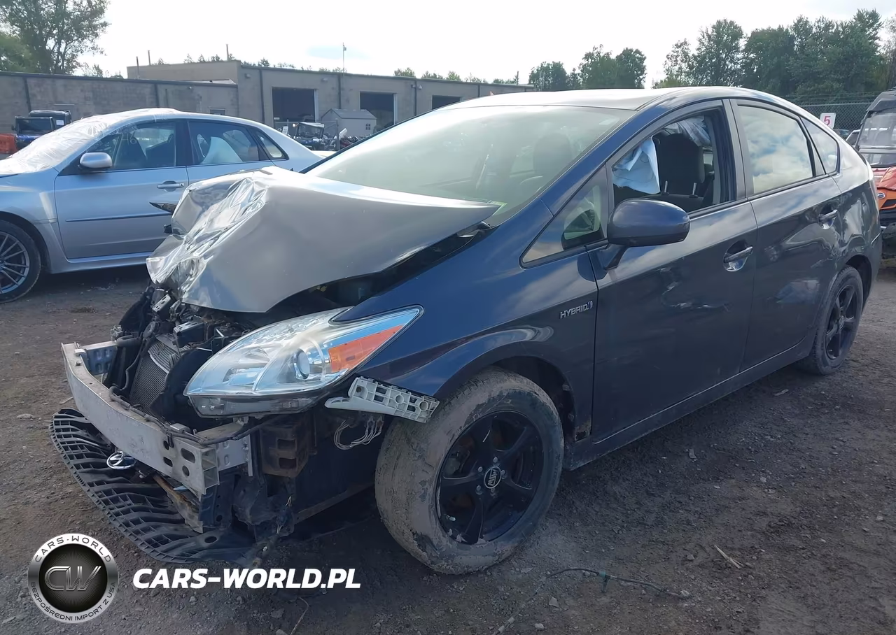 2015 Toyota Prius Two VIN:JTDKN3DU7F1875314 - 2