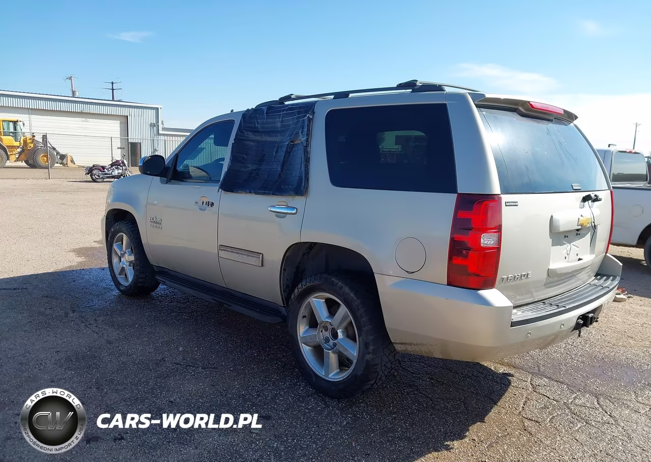 2013 Chevrolet Tahoe Ls VIN:1GNSCAE05DR327467 - 3