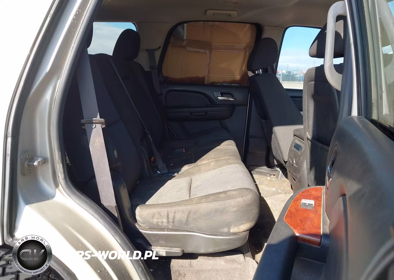 2013 Chevrolet Tahoe Ls VIN:1GNSCAE05DR327467 - 8