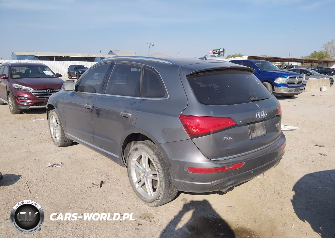 2015 Audi Q5 2.0T Premium VIN:WA1LFAFP5FA140418 - 3
