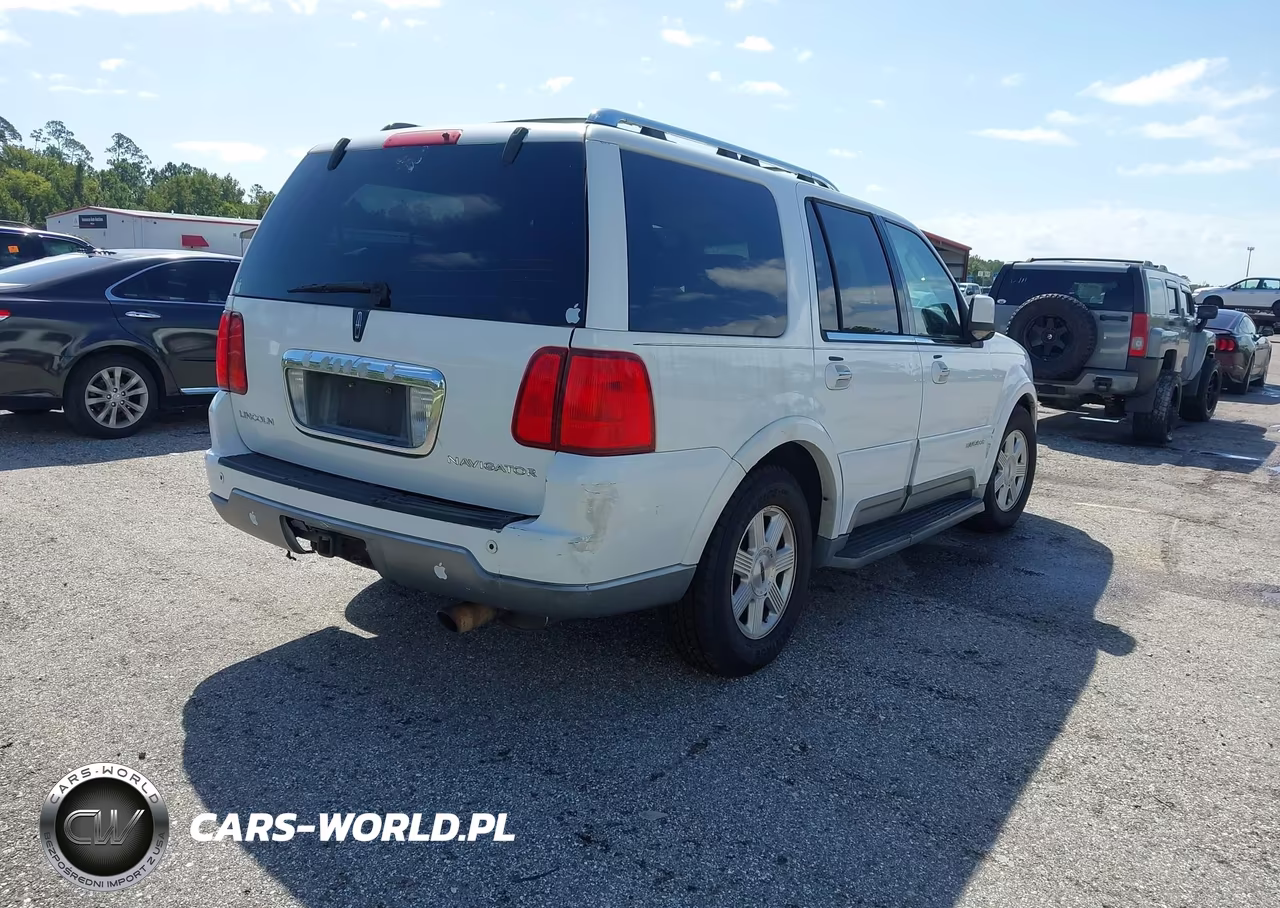 2004 Lincoln Navigator VIN:5LMFU28R44LJ26775 - 4