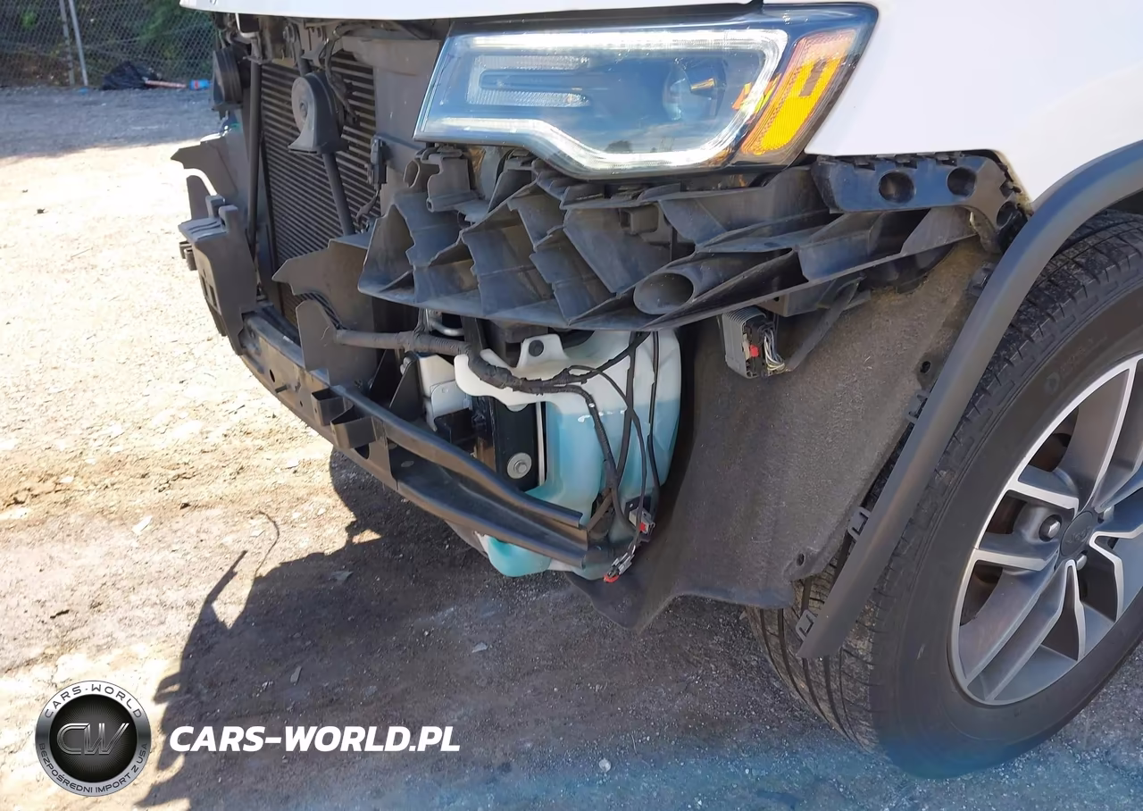 2021 Jeep Grand Cherokee Limited 4X4 VIN:1C4RJFBG2MC564898 - 18