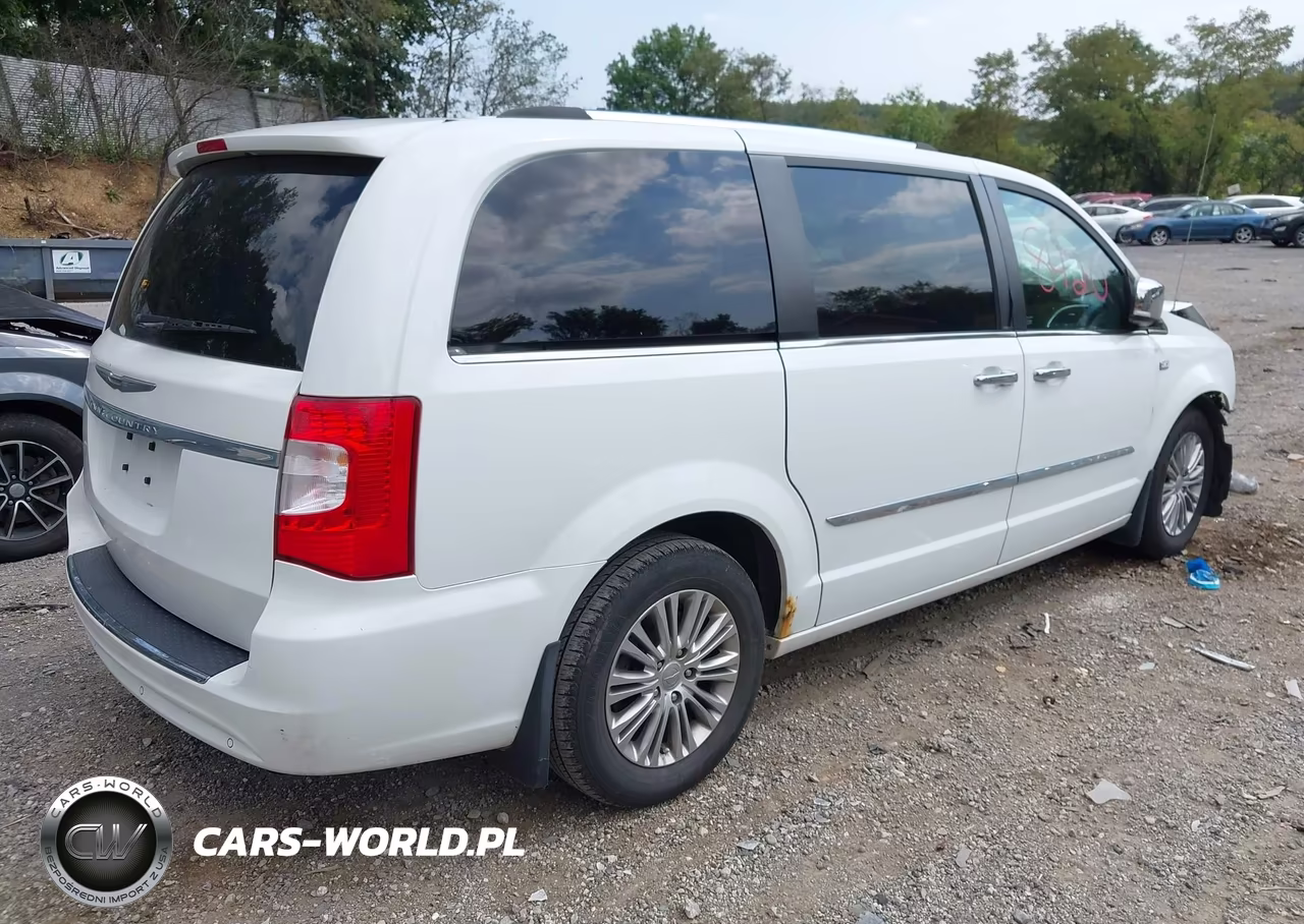 2014 Chrysler Town & Country Touring-L 30Th Anniversary VIN:2C4RC1CG3ER224891 - 4